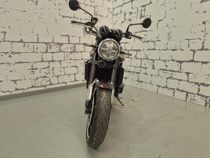 2025 Kawasaki Z900RS (Z900C) Z Purple