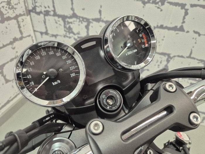 2025 Kawasaki Z900RS (Z900C) Z Purple