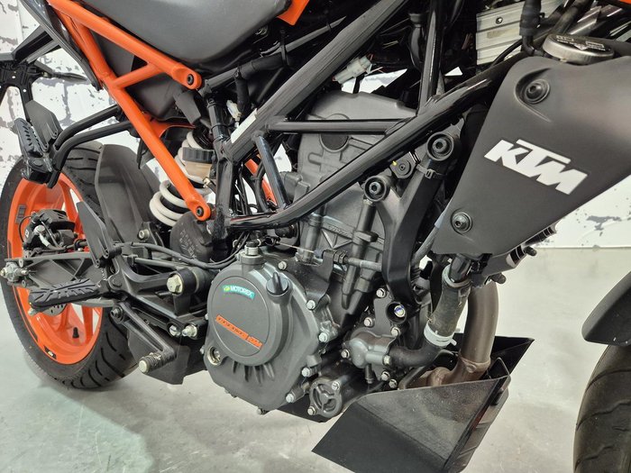 2020 KTM 200 Duke Duke Orange