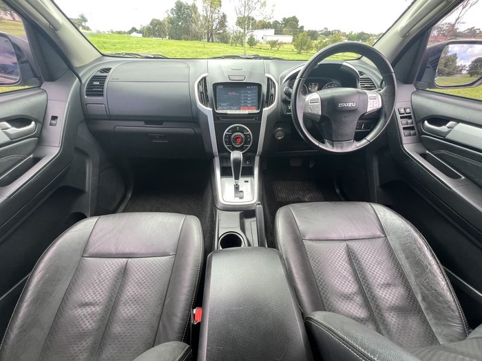 2016 Isuzu MU-X LS-T