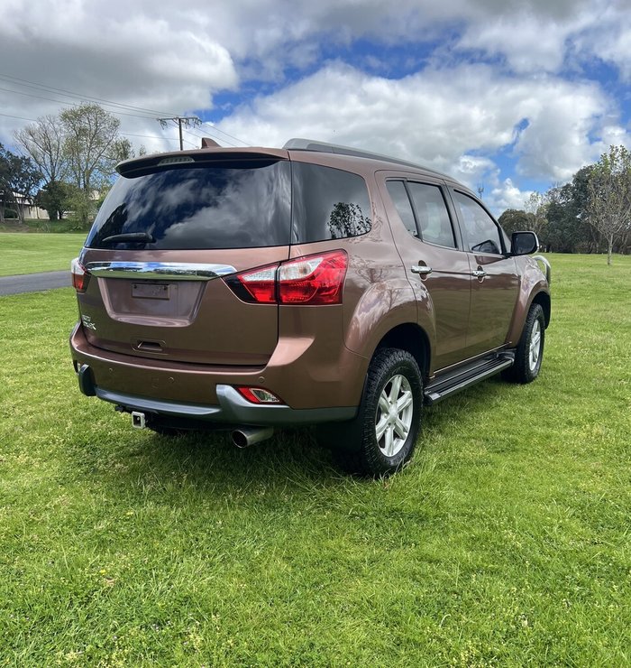 2016 Isuzu MU-X LS-T