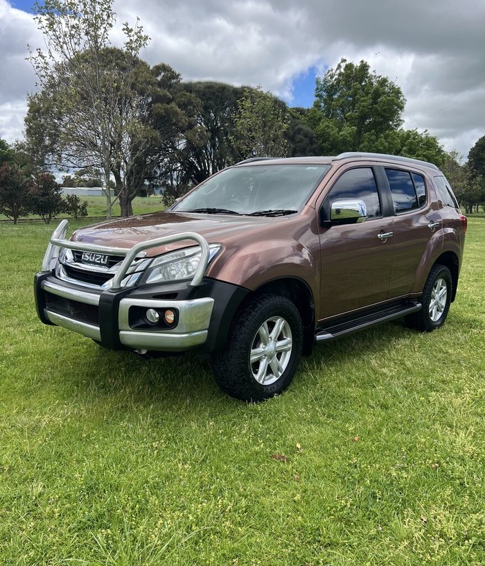 2016 Isuzu MU-X LS-T