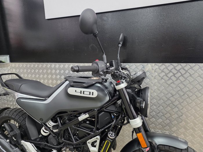 2020 HUSQVARNA SVARTPILEN 401 Grey