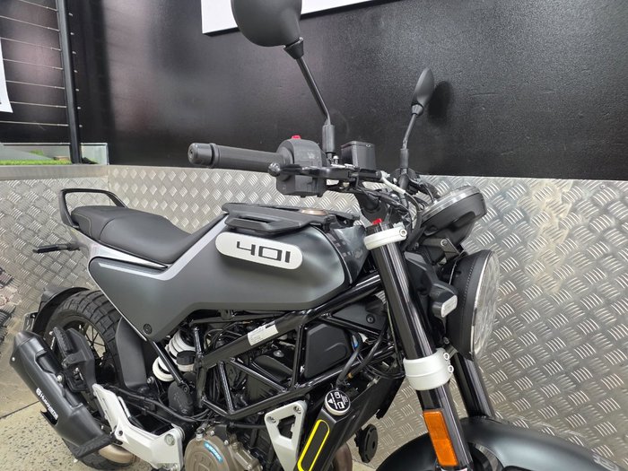 2020 HUSQVARNA SVARTPILEN 401 Grey