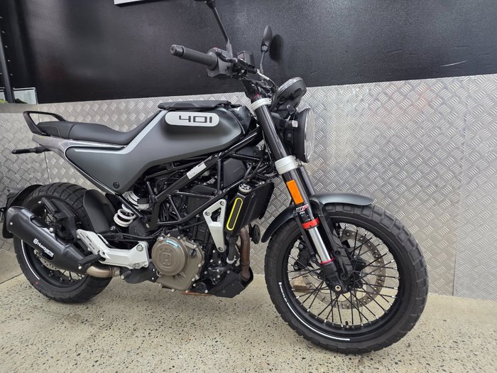 2020 HUSQVARNA SVARTPILEN 401 Grey