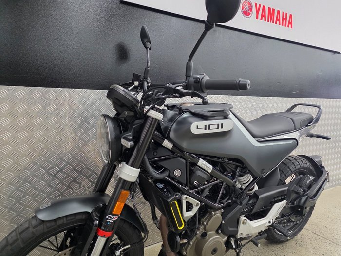2020 HUSQVARNA SVARTPILEN 401 Grey