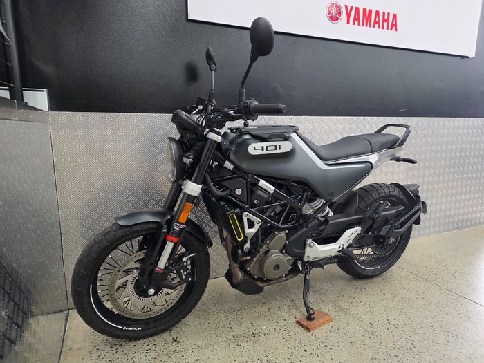 2020 HUSQVARNA SVARTPILEN 401 Grey