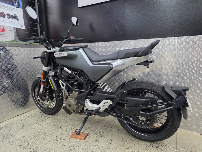 2020 HUSQVARNA SVARTPILEN 401 Grey