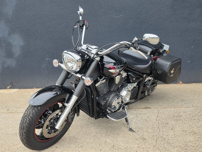 2013 Yamaha XVS1300A V-STAR BLACK