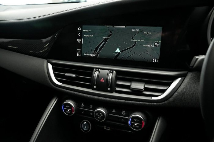 2022 Alfa Romeo Giulia Quadrifoglio