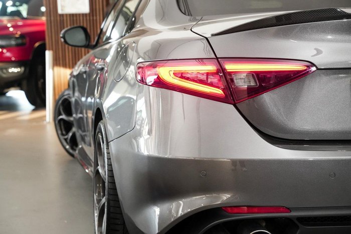 2022 Alfa Romeo Giulia Quadrifoglio