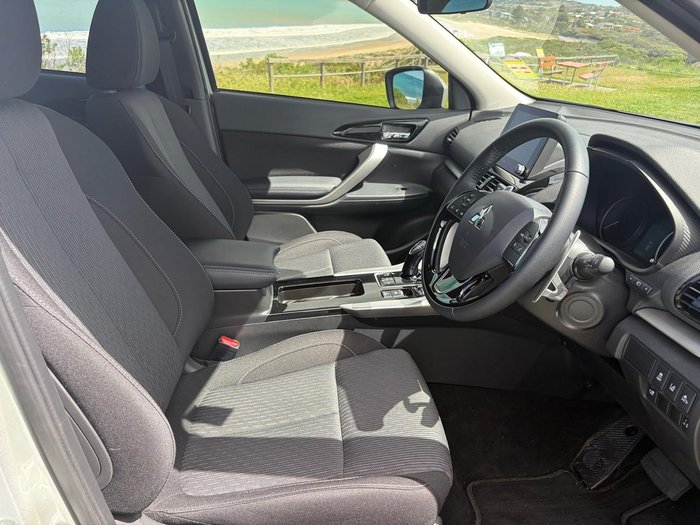 2023 Mitsubishi Eclipse Cross PHEV ES