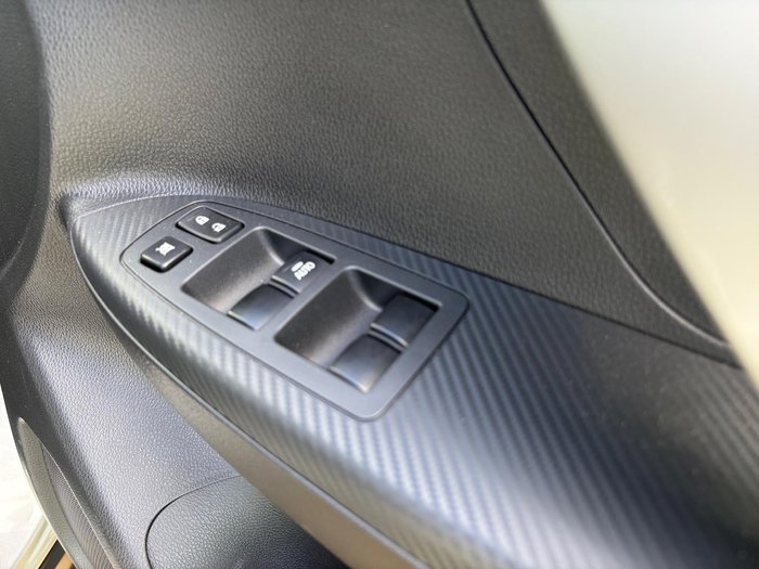 2023 Mitsubishi Eclipse Cross PHEV ES