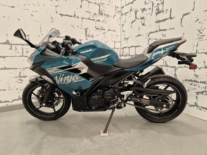2021 Kawasaki Ninja 400 (EX400G) Ninja