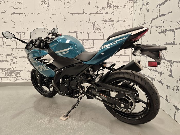 2021 Kawasaki Ninja 400 (EX400G) Ninja