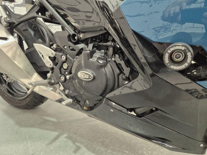 2021 Kawasaki Ninja 400 (EX400G) Ninja