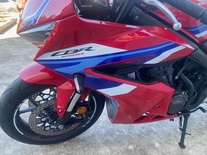 2024 Honda CBR650RAC Red