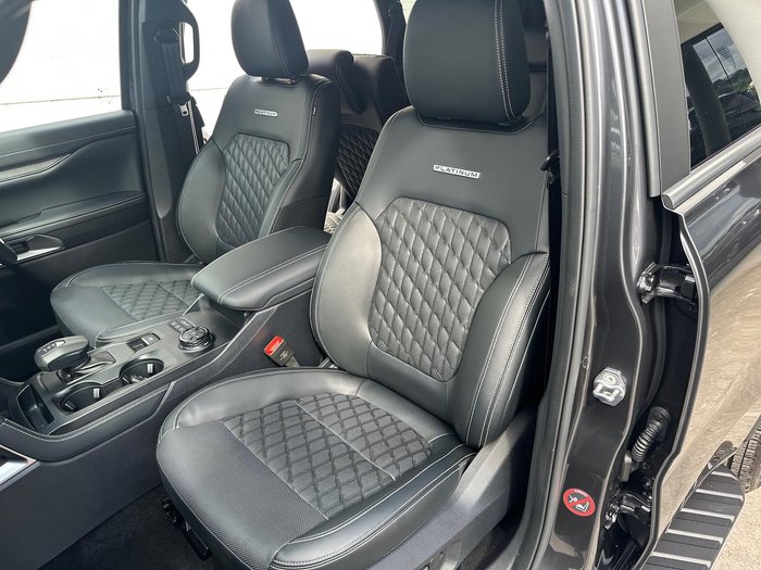 2024 Ford Everest Platinum