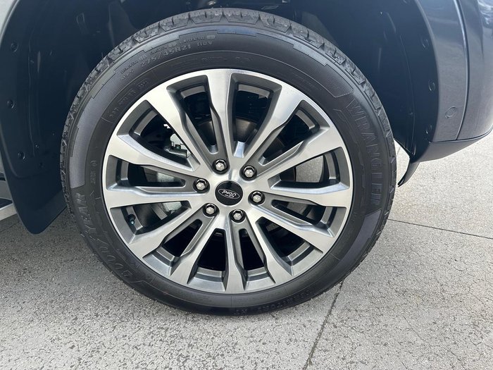 2024 Ford Everest Platinum