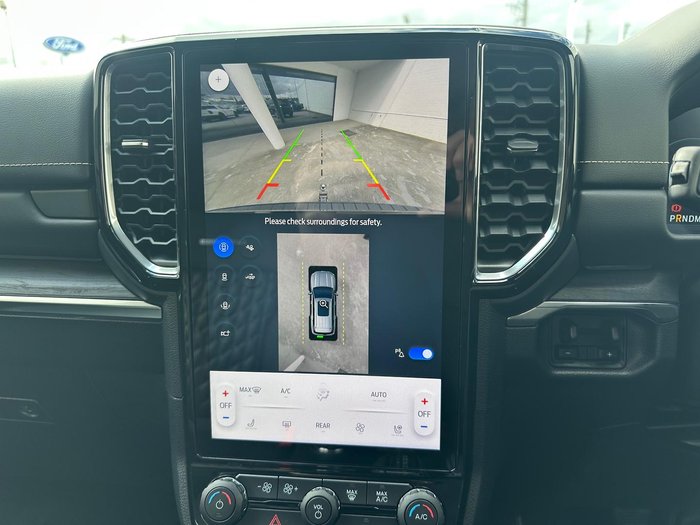 2024 Ford Everest Platinum