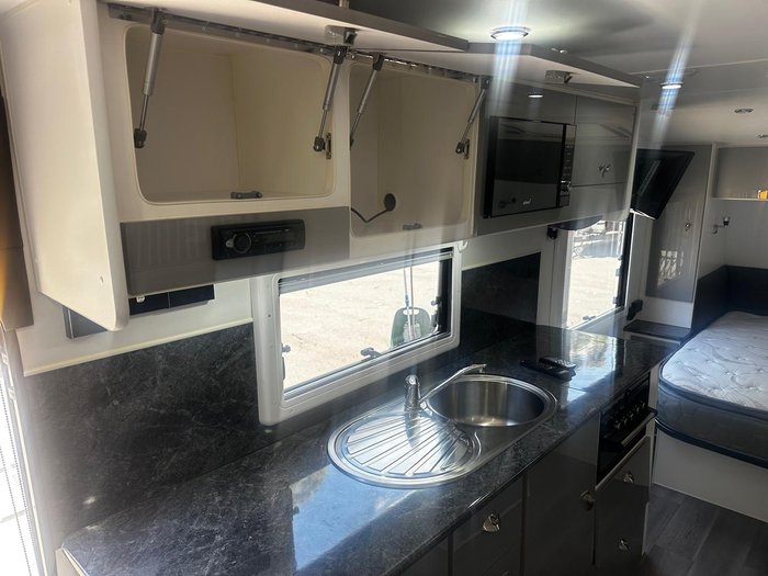 2021 Domain Hinterland Tourer 20 Series