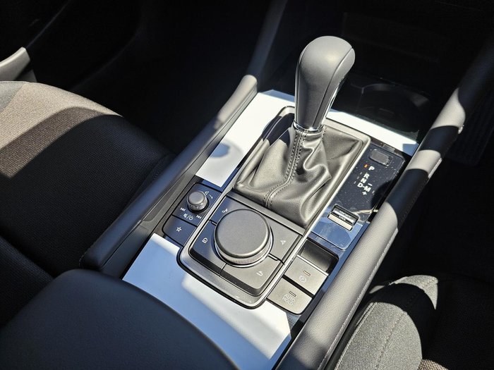 2025 Mazda 3 G20 Pure