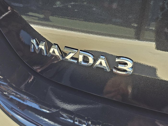 2025 Mazda 3 G20 Pure