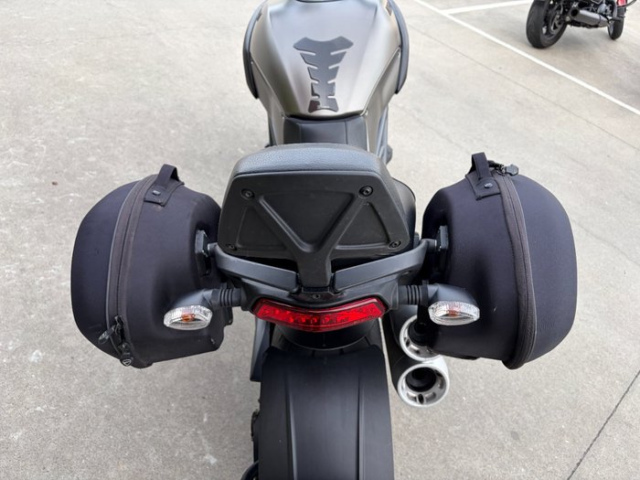 2013 DUCATI DIAVEL STRADA Grey
