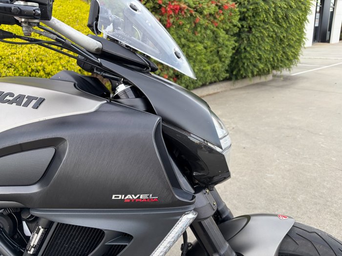 2013 DUCATI DIAVEL STRADA Grey