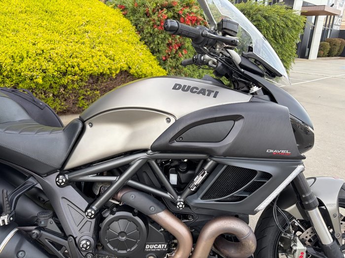 2013 DUCATI DIAVEL STRADA Grey