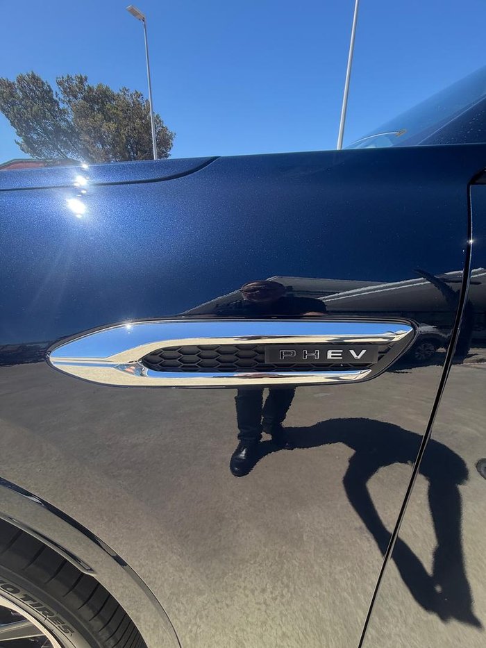 2025 Mazda CX-60 P50e Azami