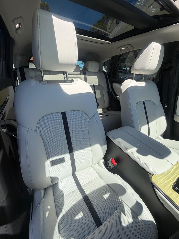 2025 Mazda CX-60 P50e Azami