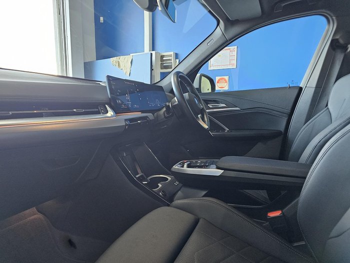 2023 BMW iX1 xDrive30 xLine