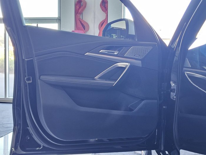 2023 BMW iX1 xDrive30 xLine