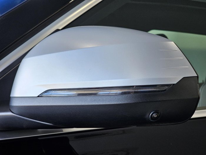 2023 BMW iX1 xDrive30 xLine