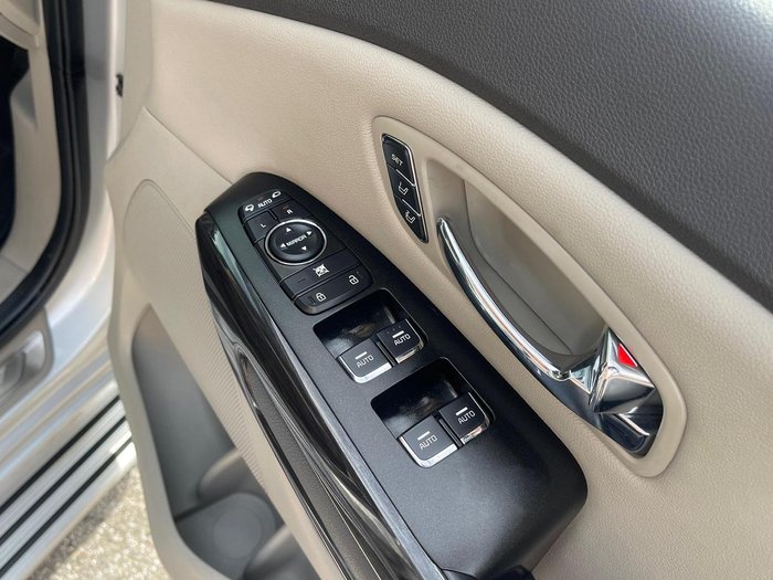 2017 Kia Carnival Platinum