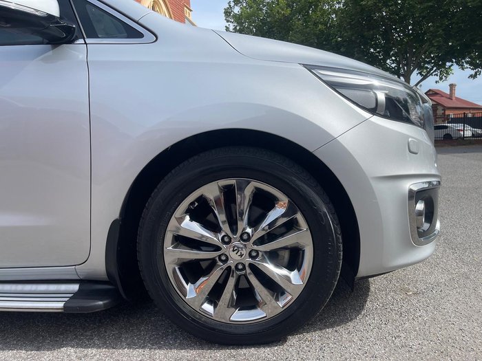 2017 Kia Carnival Platinum