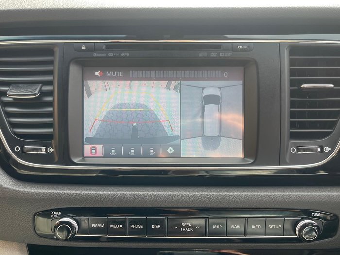 2017 Kia Carnival Platinum