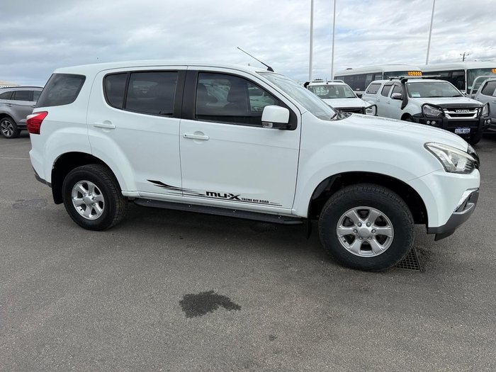 2018 Isuzu MU-X LS-M