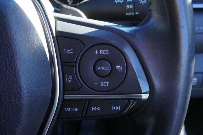 2020 Toyota Camry SX