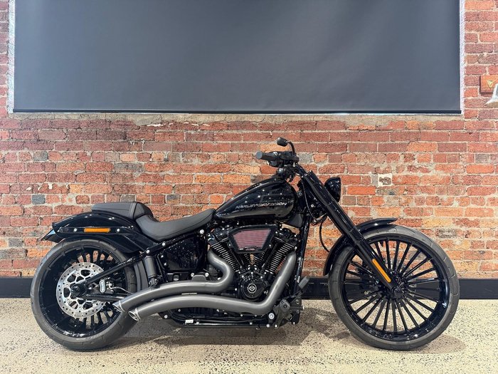 Harley-Davidson Breakout 117 (FXBR) Softail