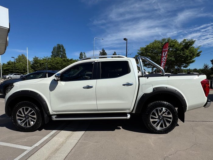 2020 Nissan Navara ST-X