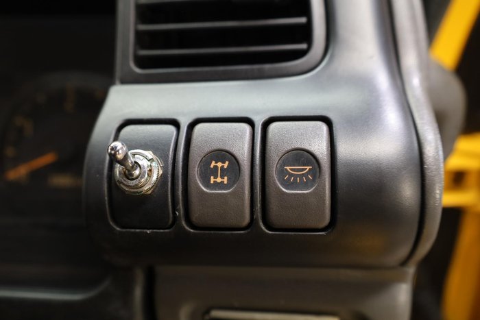 2003 Isuzu N Series NPS 300 Fire Truck Yellow