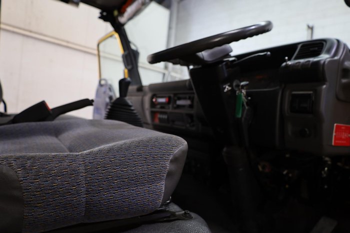 2003 Isuzu Nps NPS300 4x4 Fire Truck Yellow