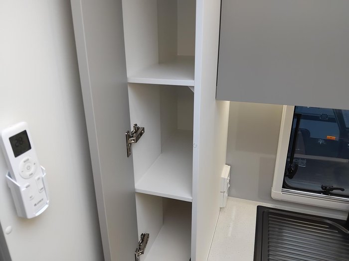 2025 New Age Caravans Road Owl Ro19be Escape My25.5 Family 3 Bunk