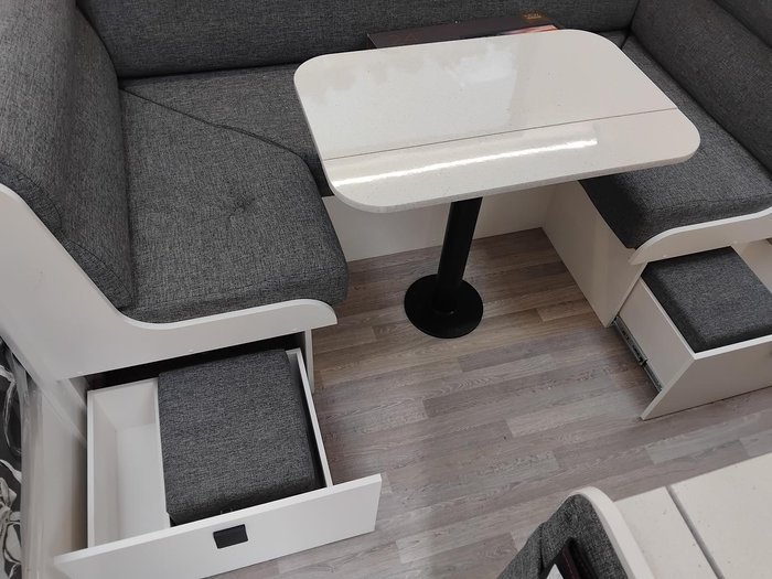 2025 New Age Caravans Road Owl Ro19be Escape My25.5 Family 3 Bunk