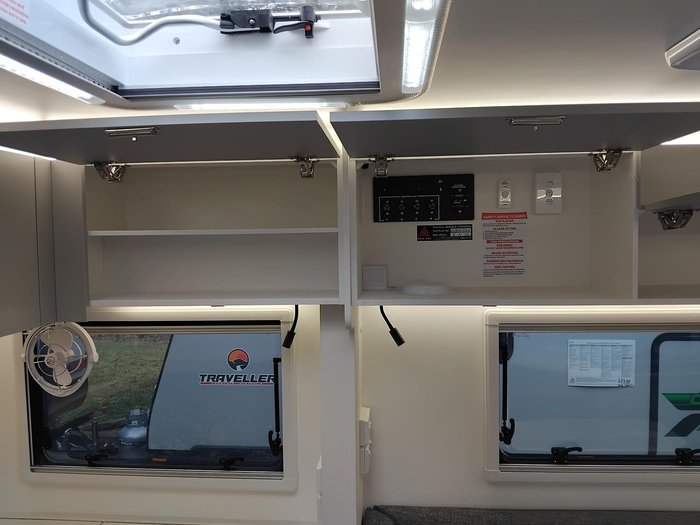 2025 New Age Caravans Road Owl Ro19be Escape My25.5 Family 3 Bunk