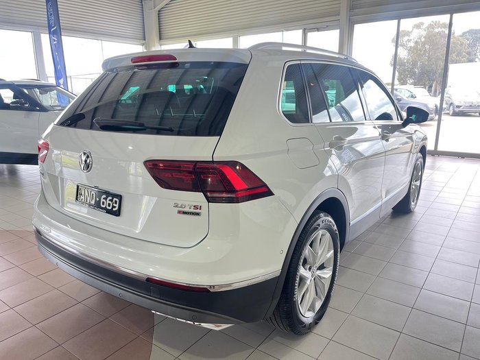 2017 Volkswagen Tiguan 132TSI Comfortline 5N MY17 Four Wheel Drive Pure White