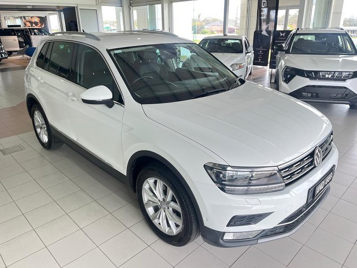2017 Volkswagen Tiguan 132TSI Comfortline 5N MY17 Four Wheel Drive Pure White