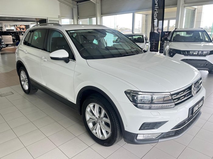 2017 Volkswagen Tiguan 132TSI Comfortline 5N MY17 Four Wheel Drive Pure White